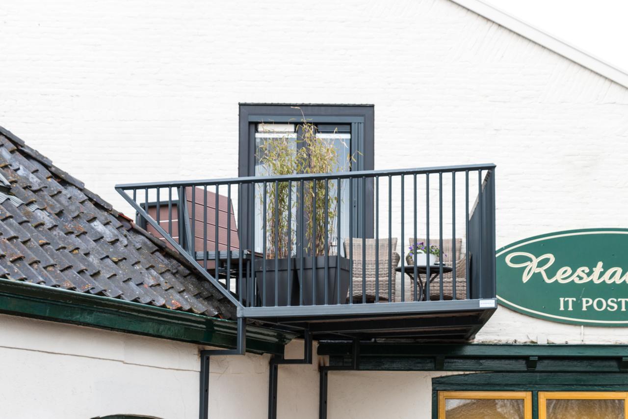 伊特博萨斯餐厅酒店 Birdaard 外观 照片